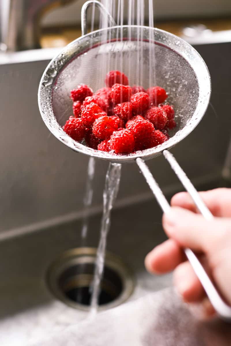 How To Freeze Fresh Raspberries